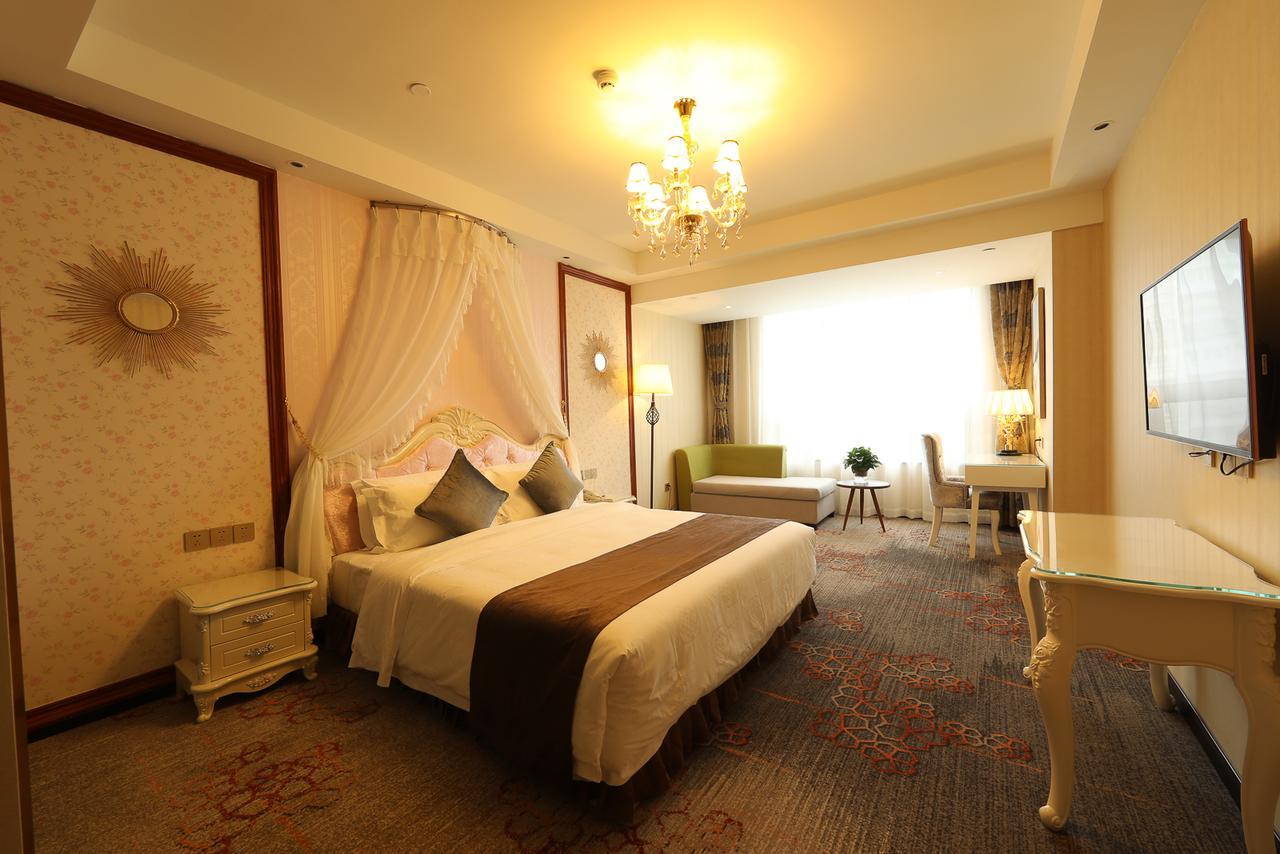 Zhi Hui Tang Feng Ze Hotel Chengdu Luaran gambar