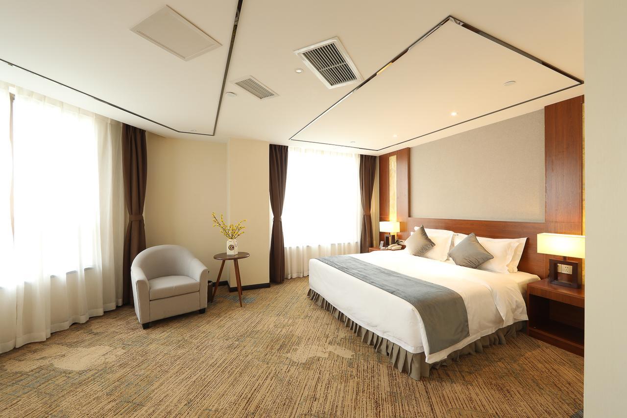 Zhi Hui Tang Feng Ze Hotel Chengdu Luaran gambar