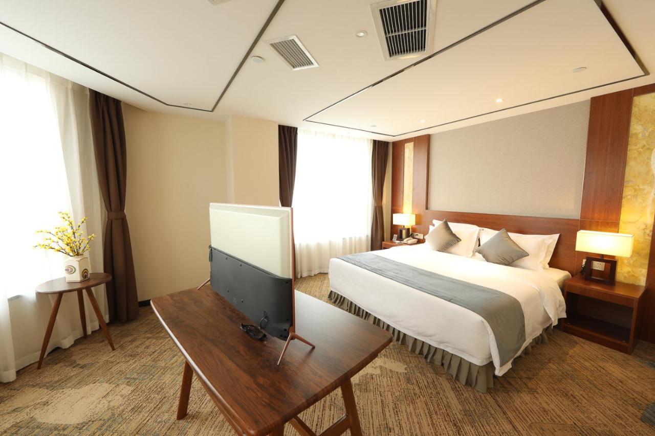 Zhi Hui Tang Feng Ze Hotel Chengdu Luaran gambar